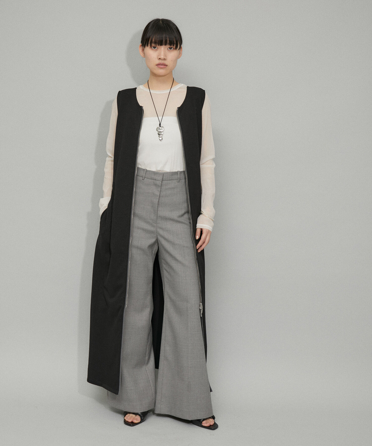 ADAM ET ROPE'「【WEB限定・サステナブル】2WAYジップジレワンピース」|ワンピース|