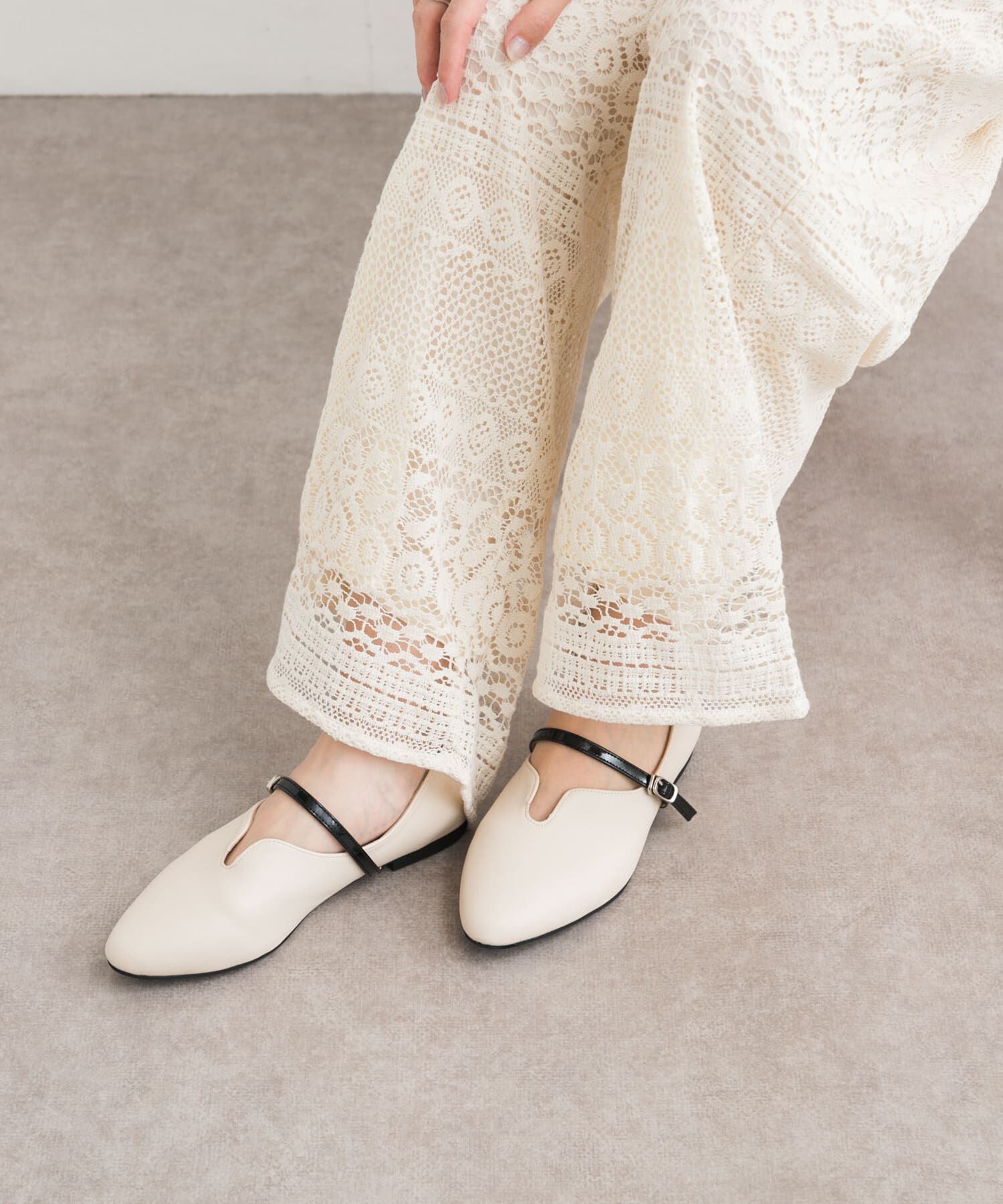 URBAN RESEARCH DOORS「ワンストラップパンプス」|パンプス|