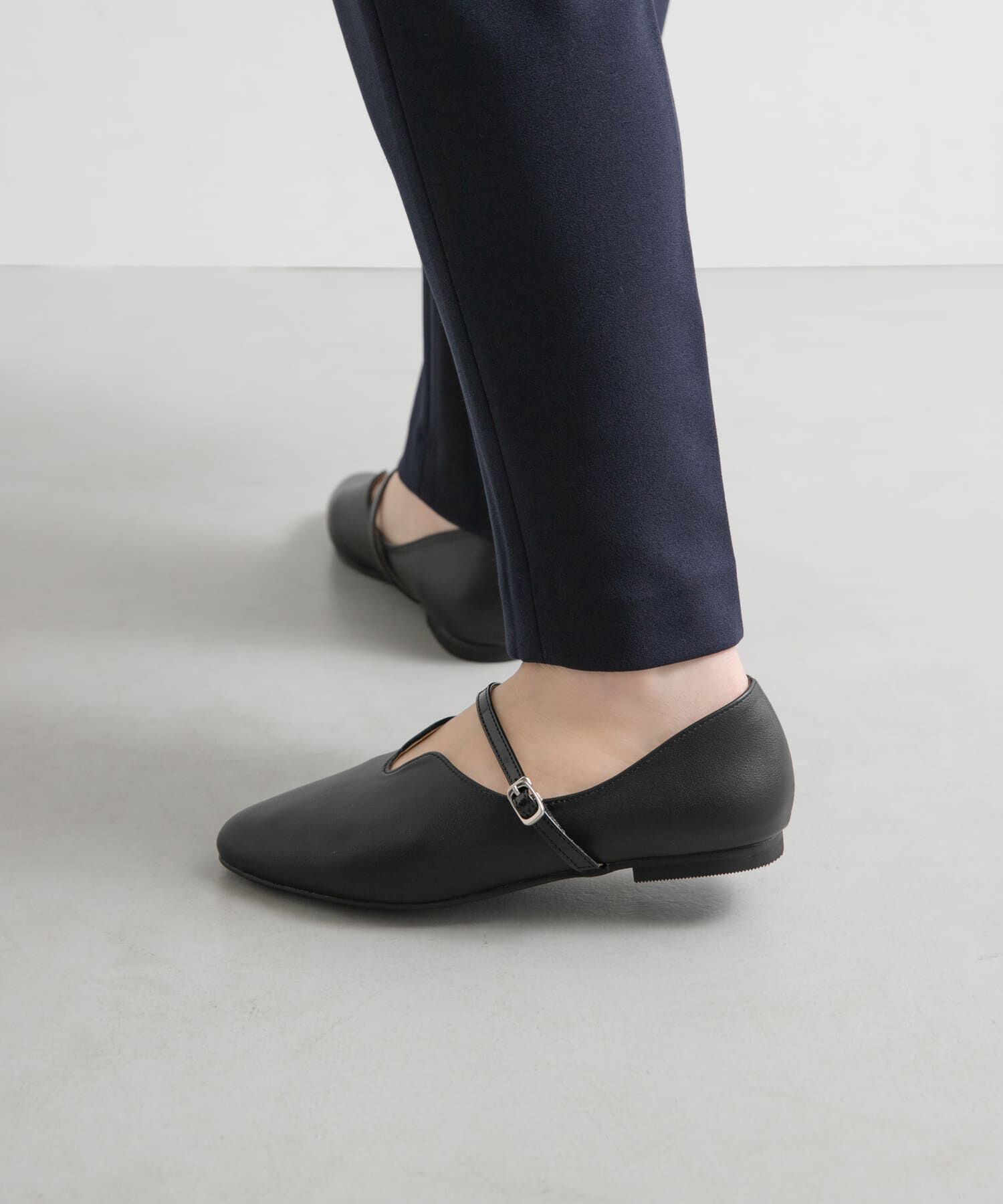 URBAN RESEARCH DOORS「ワンストラップパンプス」|パンプス|