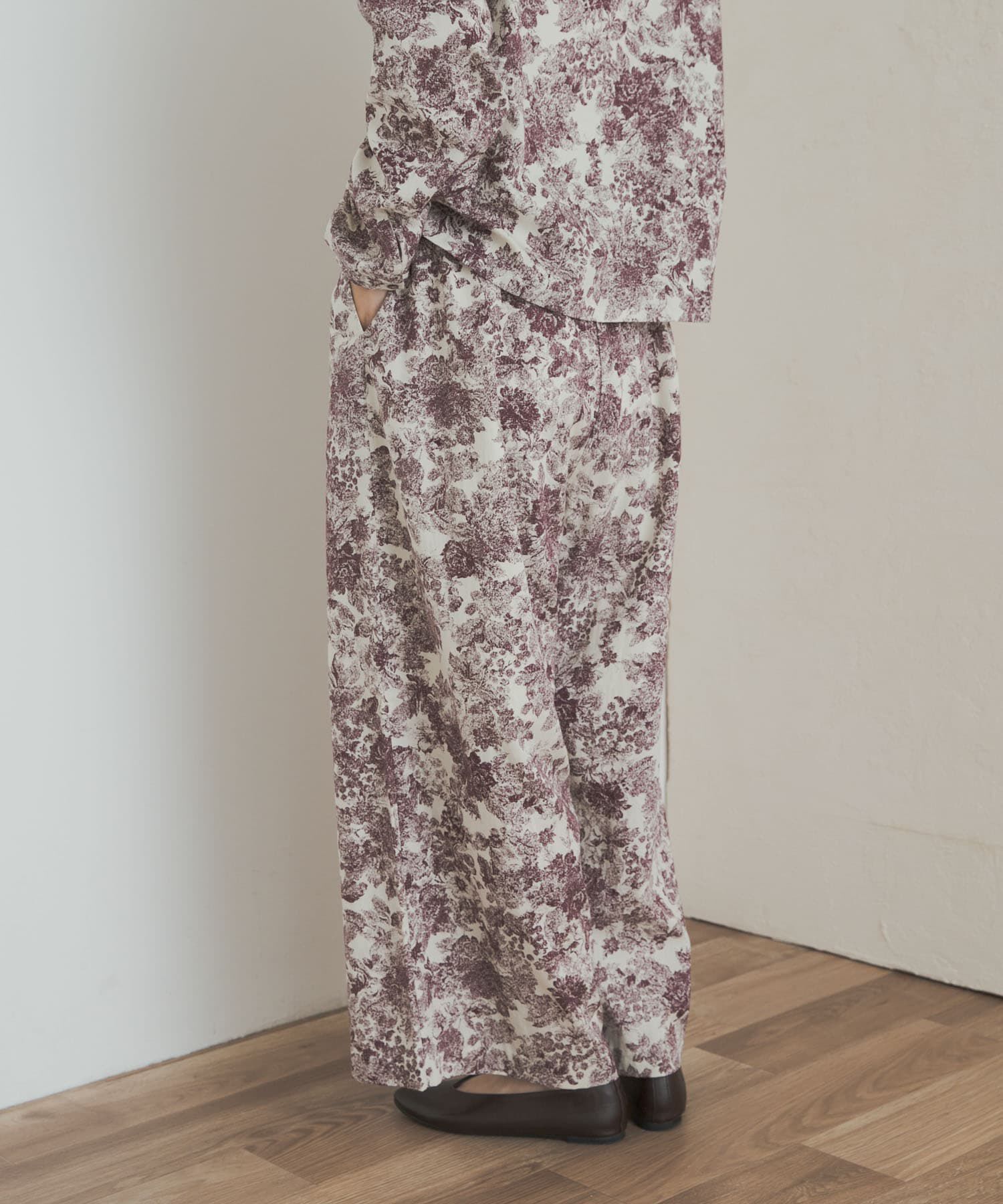 URBAN RESEARCH DOORS「mizuiro ind　print easy pants」|その他|