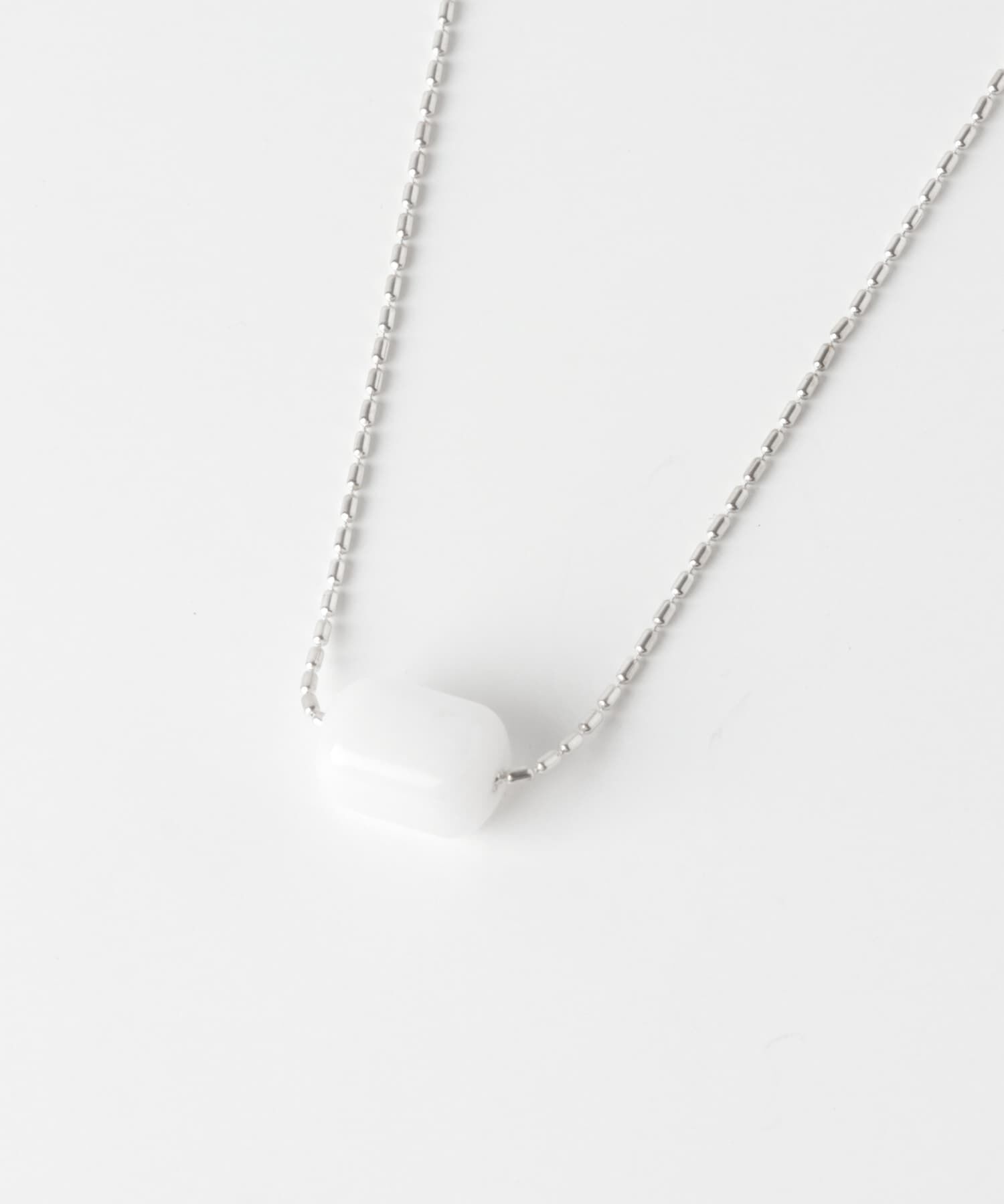 SMELLY「SMELLY so&rsquo;　white jade necklace」|ネックレス|