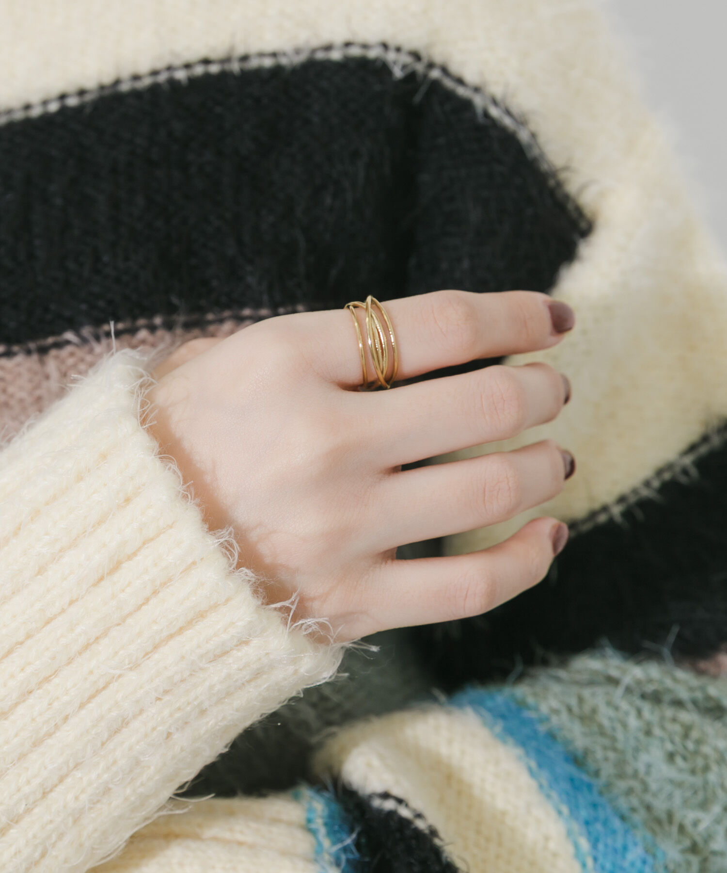 SMELLY「ステンレスニュアンスウェーブラインリング」|リング|