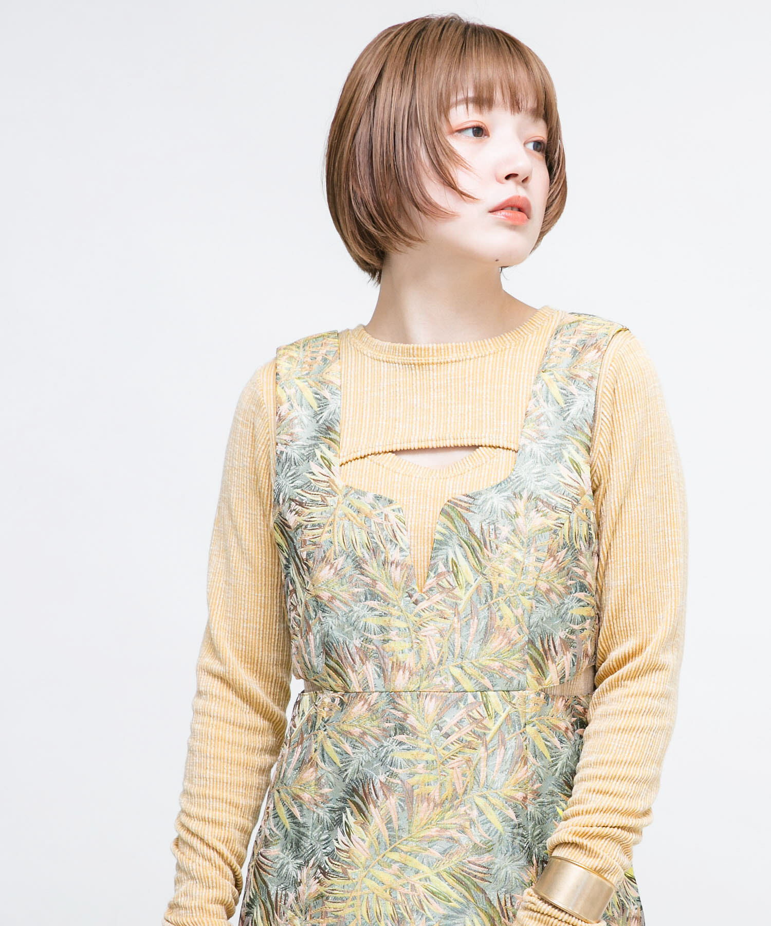  「2WAYフロントスリットカットソー」|Tシャツ・カットソー|ベージュ