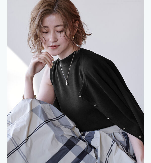 ur's「ゴールド釦サマーニットカーディガン」|ニット・セーター|