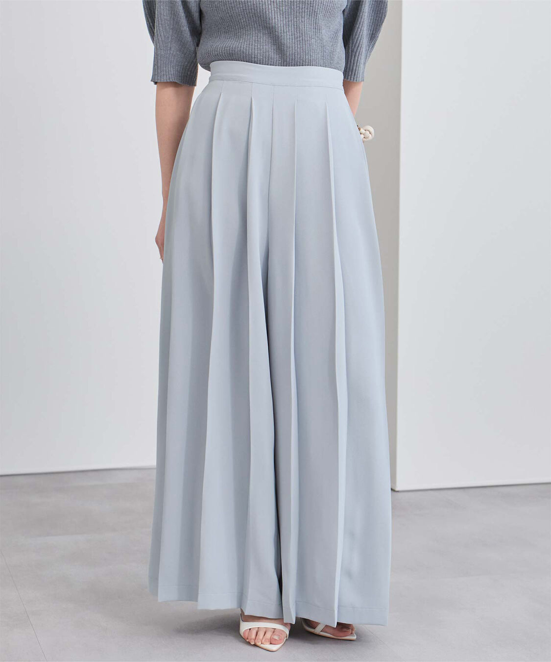 ur's「プリーツワイドパンツ」|スラックス|