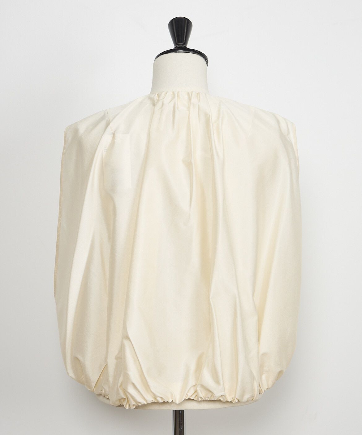 INED「《大きいサイズ》ケープジレブルゾン《la veille by SUPERIOR CLOSET》」|ダウンベスト・ベスト|