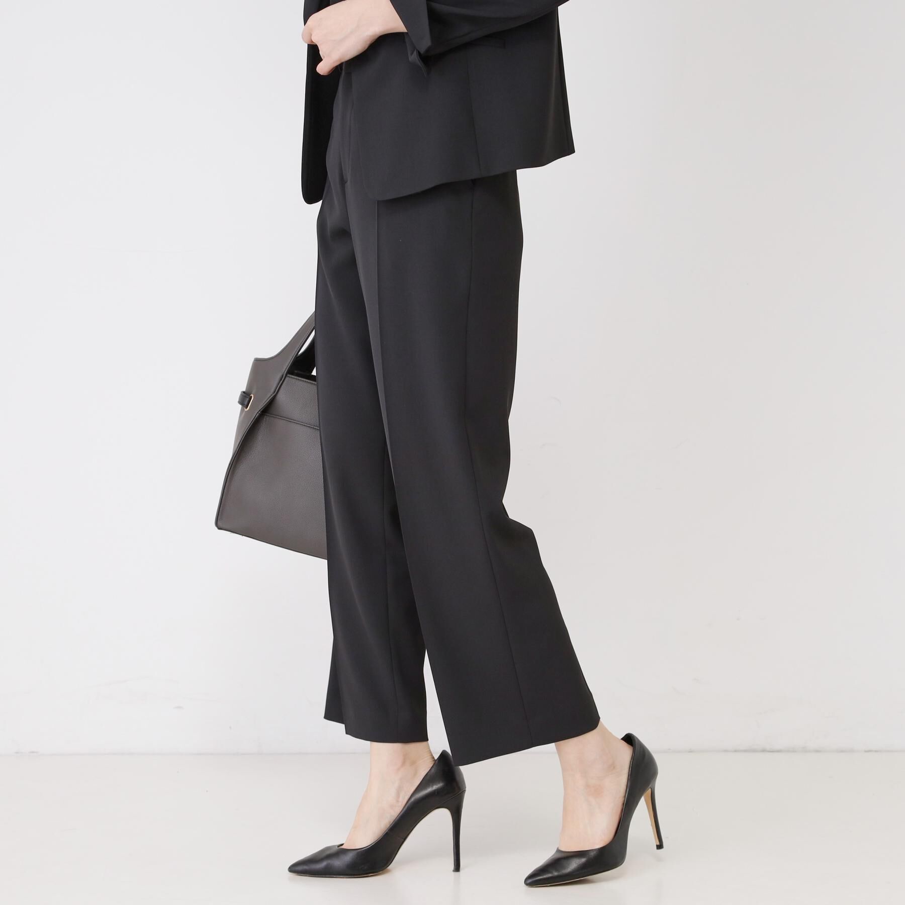 COUP DE CHANCE「【手洗い可／日本製／伸縮性／スーツ可】センタープレス入りストレートワイドパンツ」|その他|