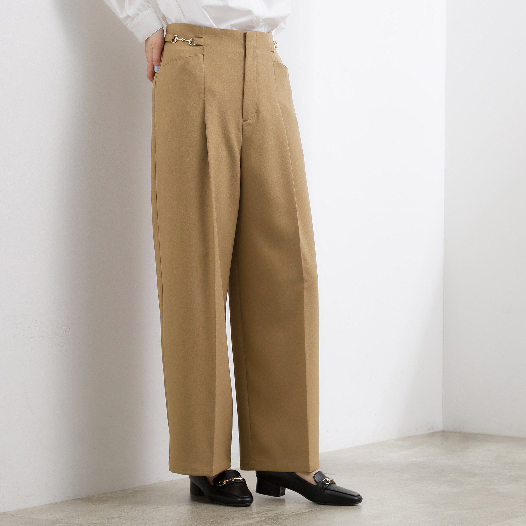 grove「シンプルを品よく格上げ　サイドビットワイドパンツ」|その他|