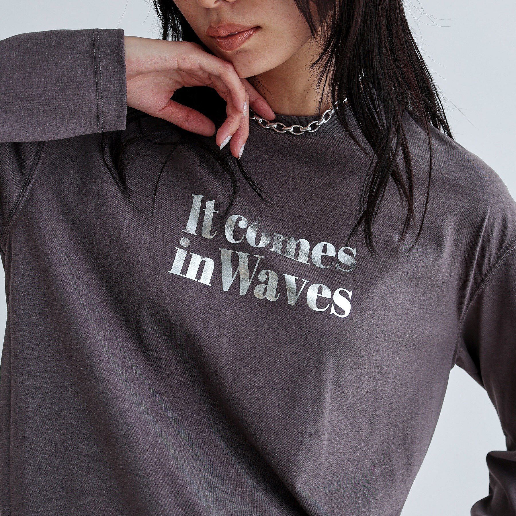 GALLEST「メタリックロゴロングスリーブTシャツ」|Tシャツ・カットソー|トープ(054)