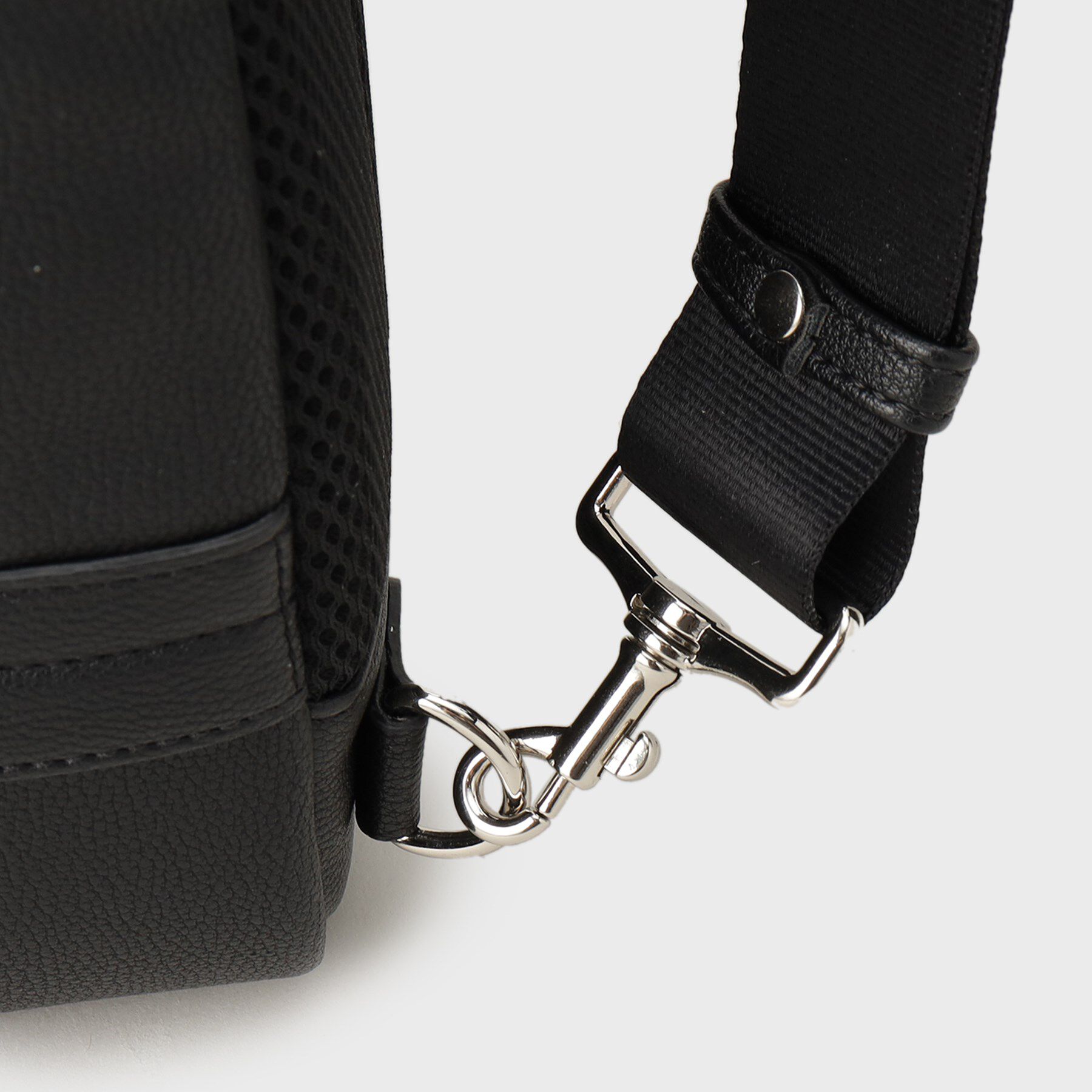 TAKEO KIKUCHI「薄マチ スマート 大人　ワンショルダーバッグ」|ショルダー・メッセンジャー|