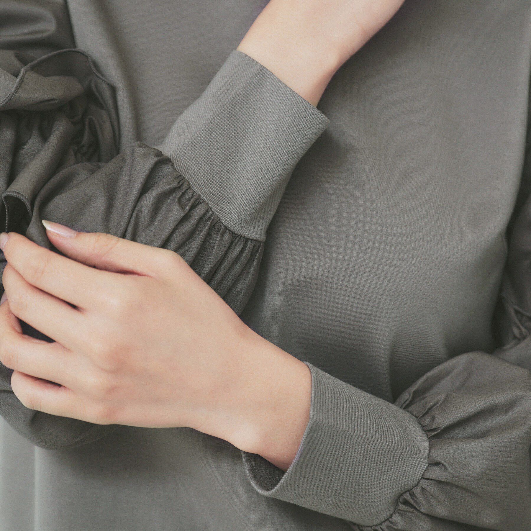 index「フリルスリーブドッキングトップス【洗濯機洗い可】」|Tシャツ・カットソー|