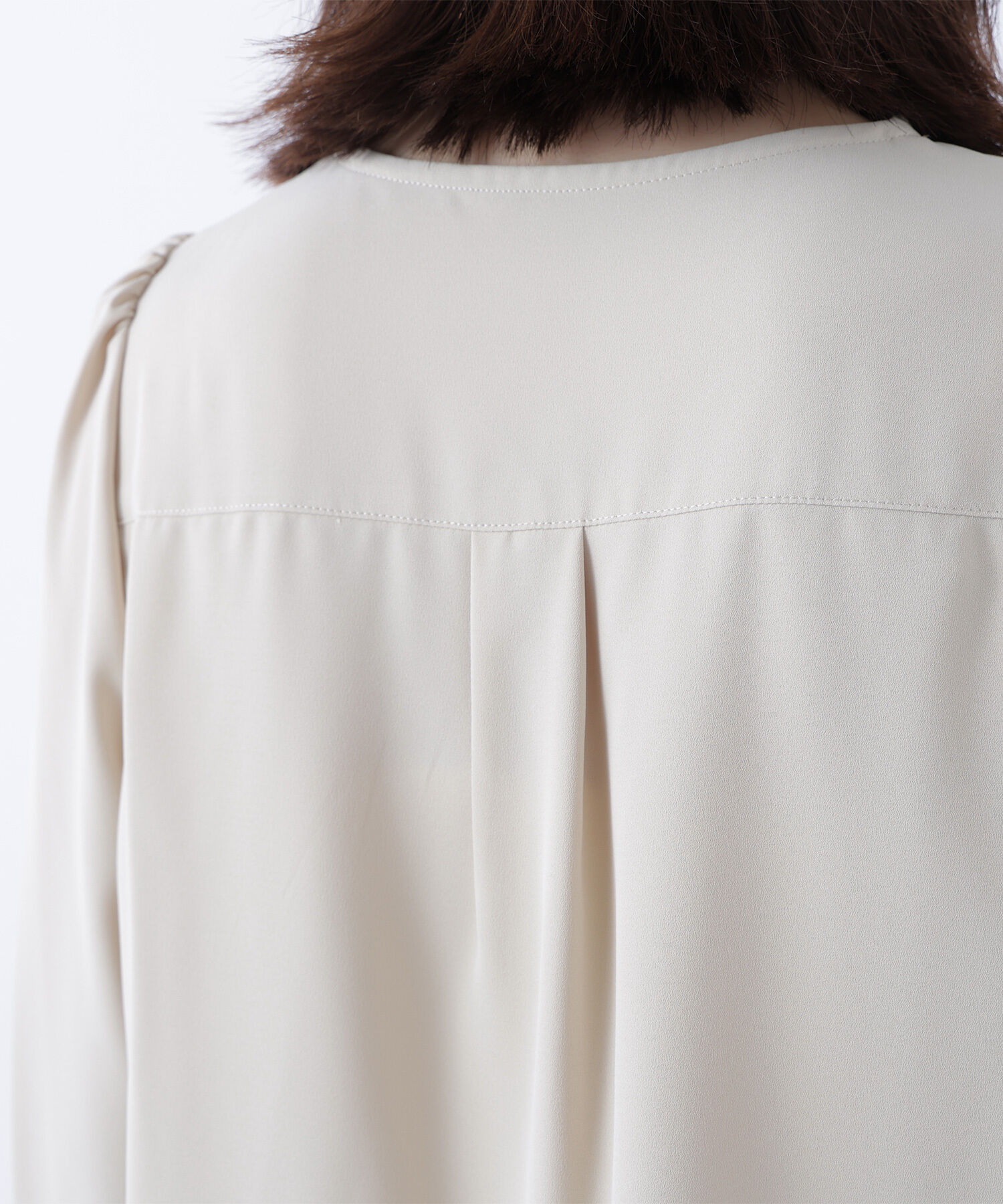  「スキッパーメタルポイントブラウス」|シャツ・ブラウス|