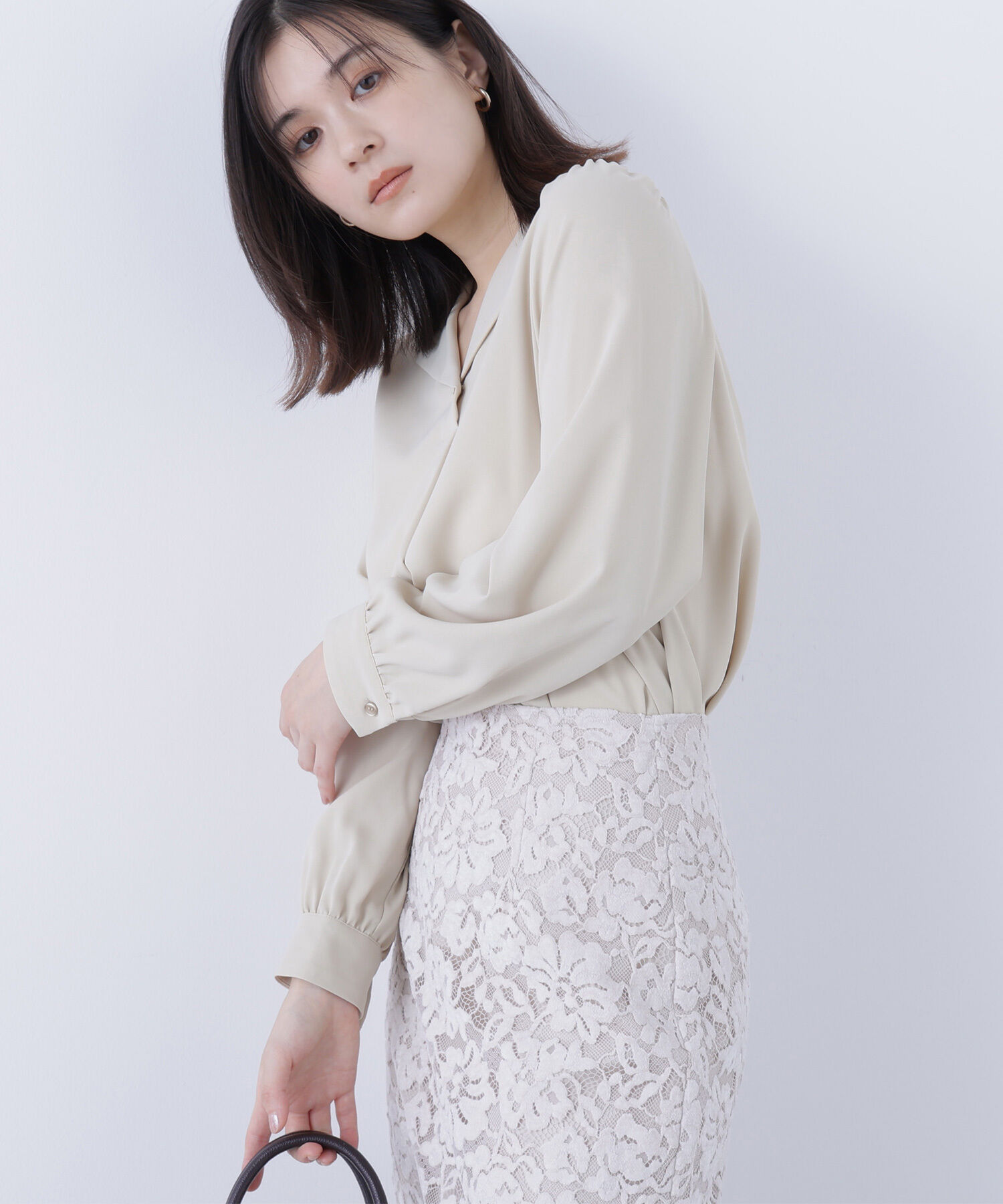  「スキッパーメタルポイントブラウス」|シャツ・ブラウス|