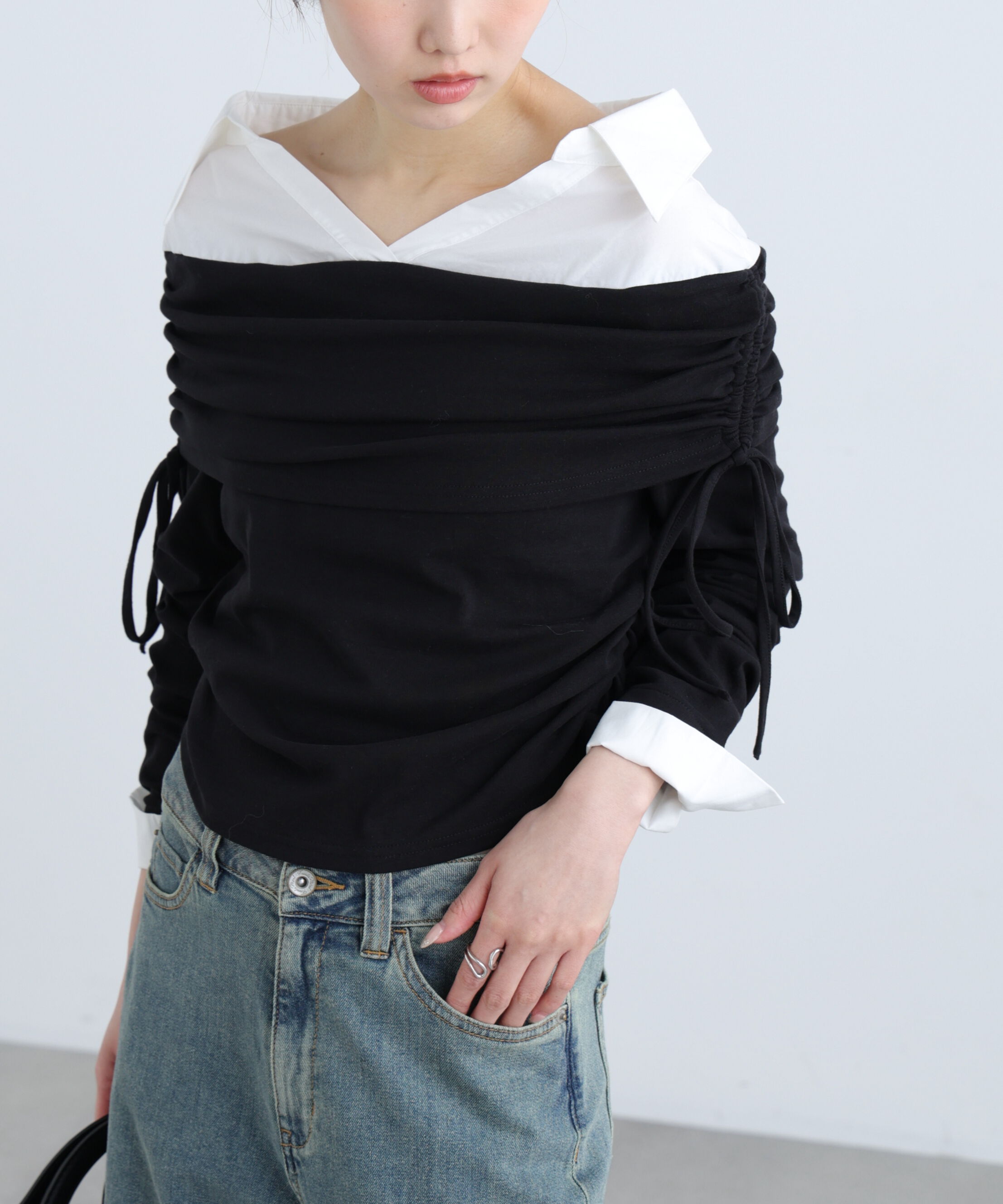  「シャツレイヤードオフショルダー」|Tシャツ・カットソー|ブラック