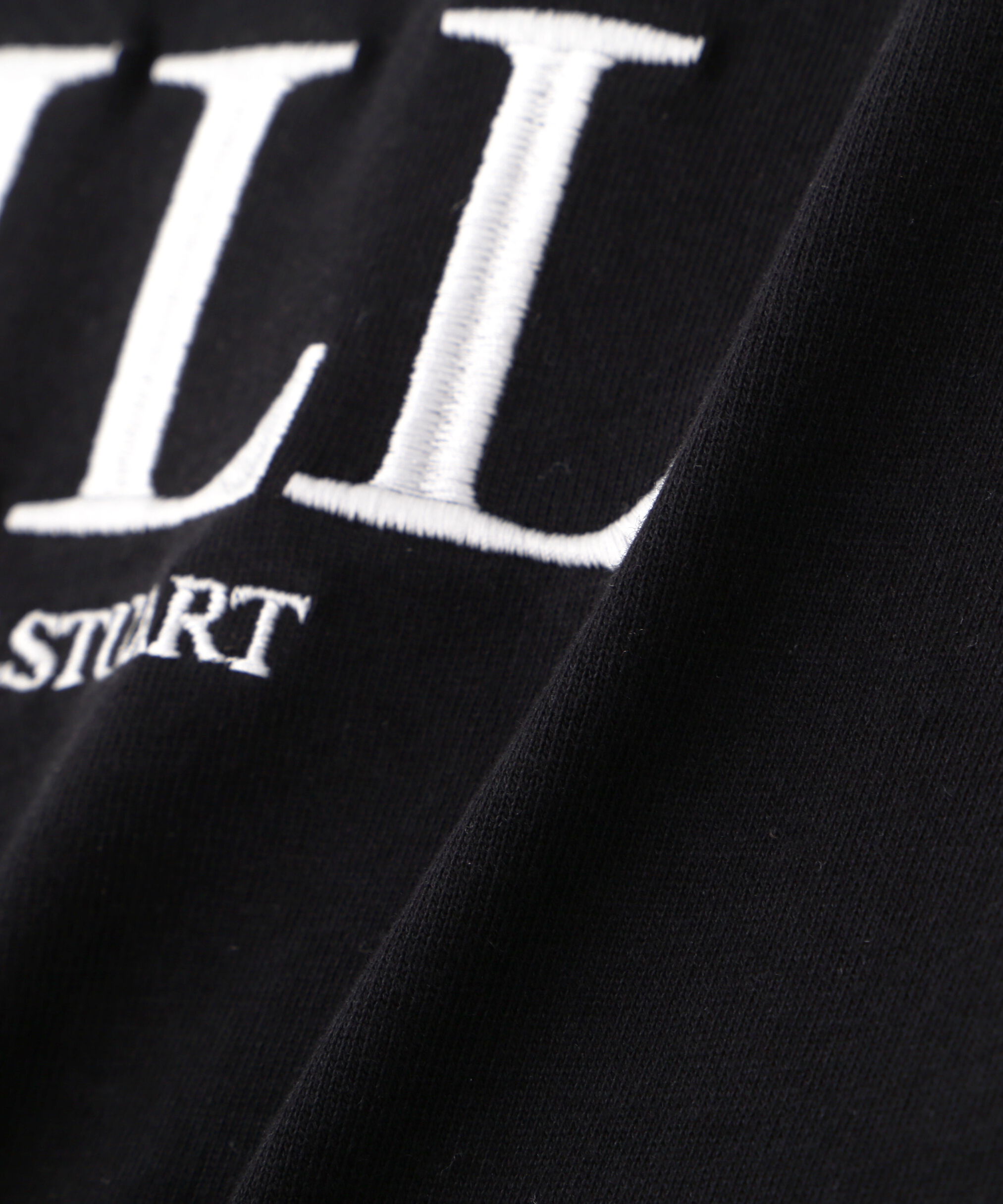  「ショート丈刺繍ロゴTシャツオーガニックコットン」|Tシャツ・カットソー|