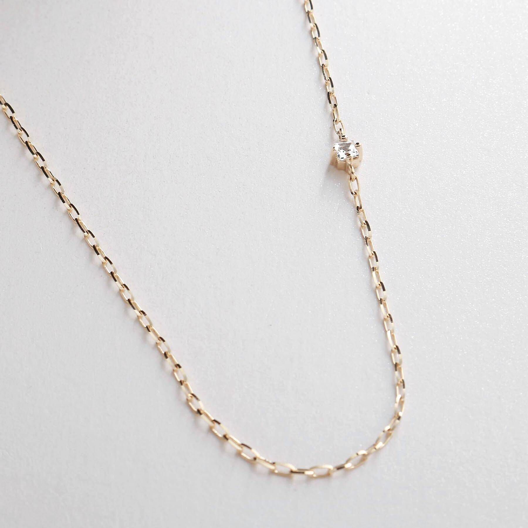 COCOSHNIK「K10ホワイトトパーズスクエアカット アシンメトリーネックレス」|ネックレス|