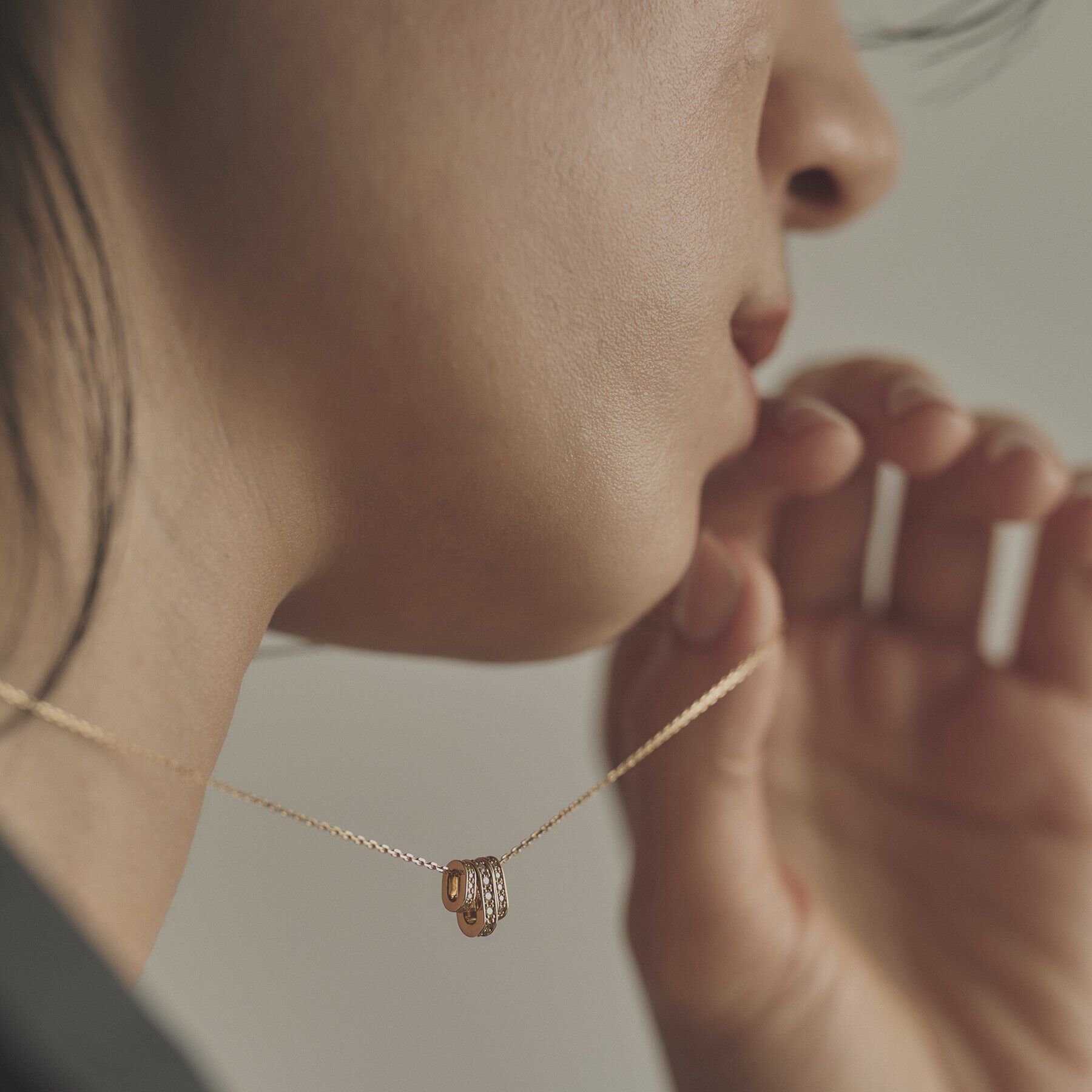 COCOSHNIK「K18ダイヤモンド ケーブルチェーンモチーフ ネックレス小」|ネックレス|