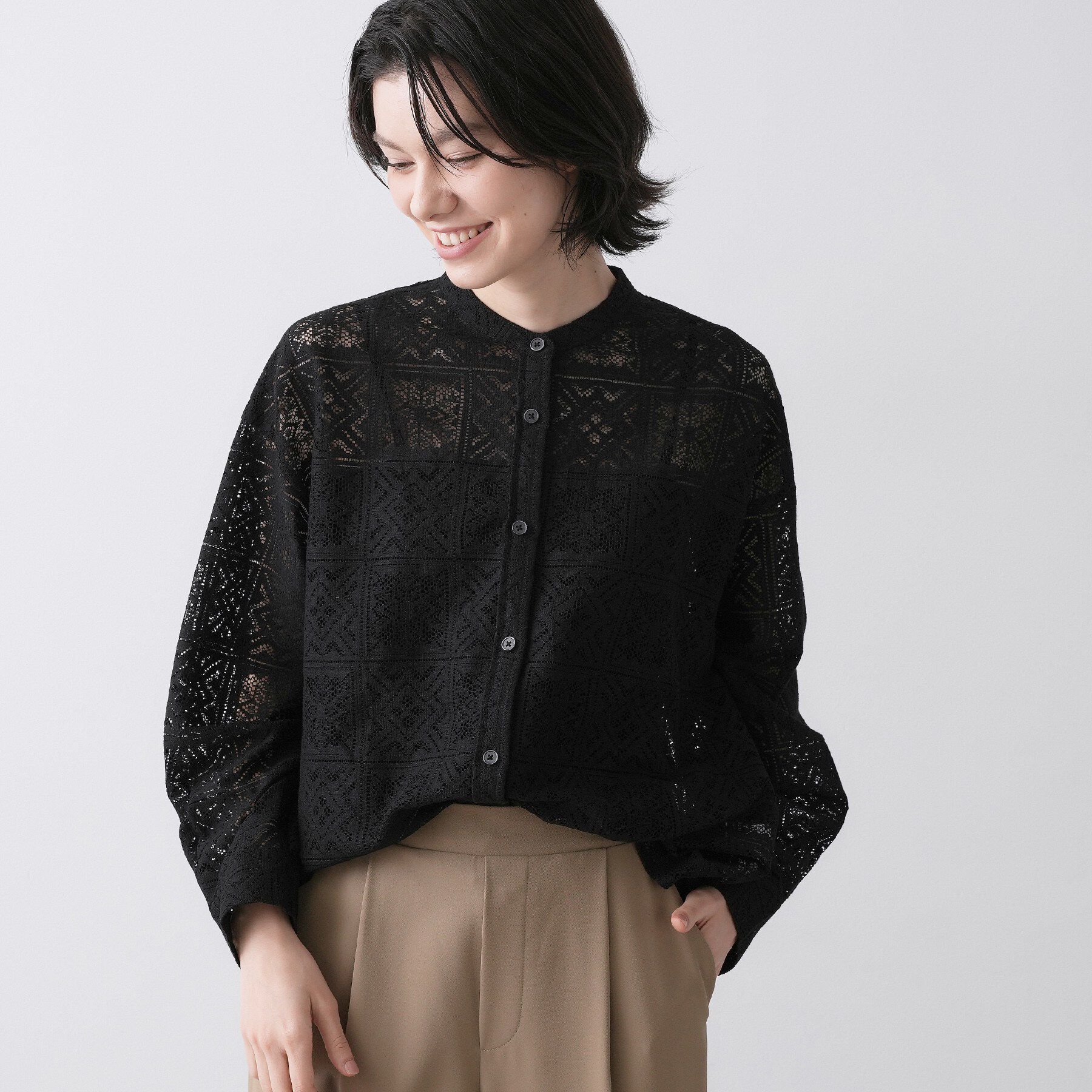 Dessin「【洗える】スクエアレースノーカラーシャツ」|シャツ・ブラウス|