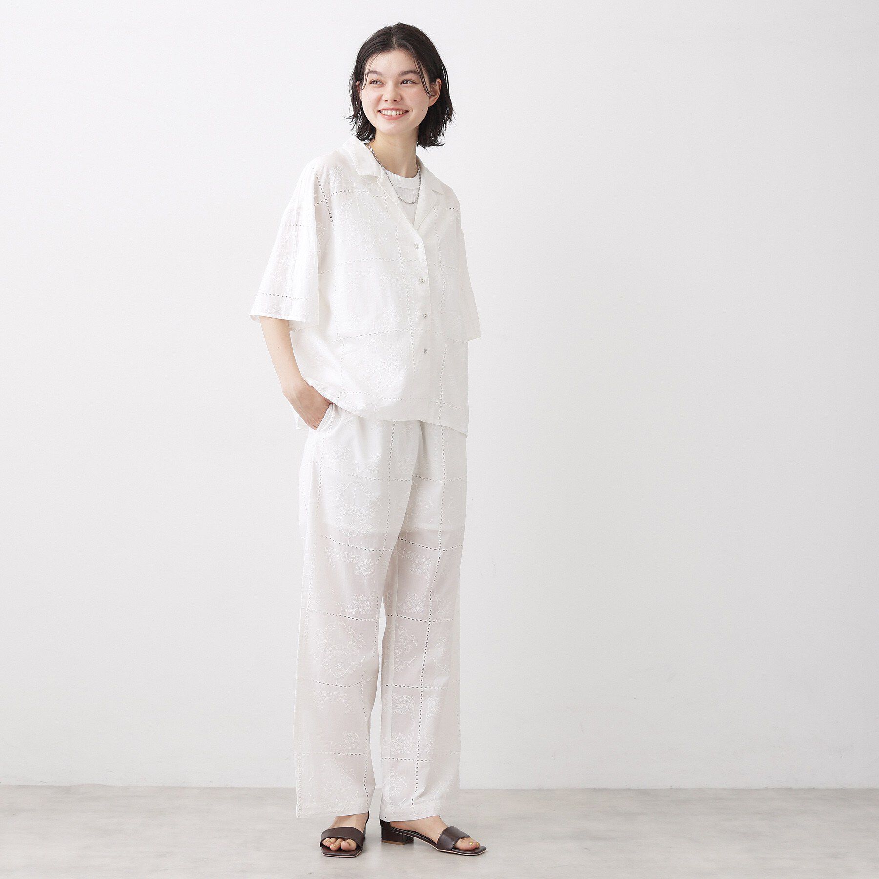 Dessin「【セットアップ可/洗える】刺繍スクエアレースシャツ」|シャツ・ブラウス|