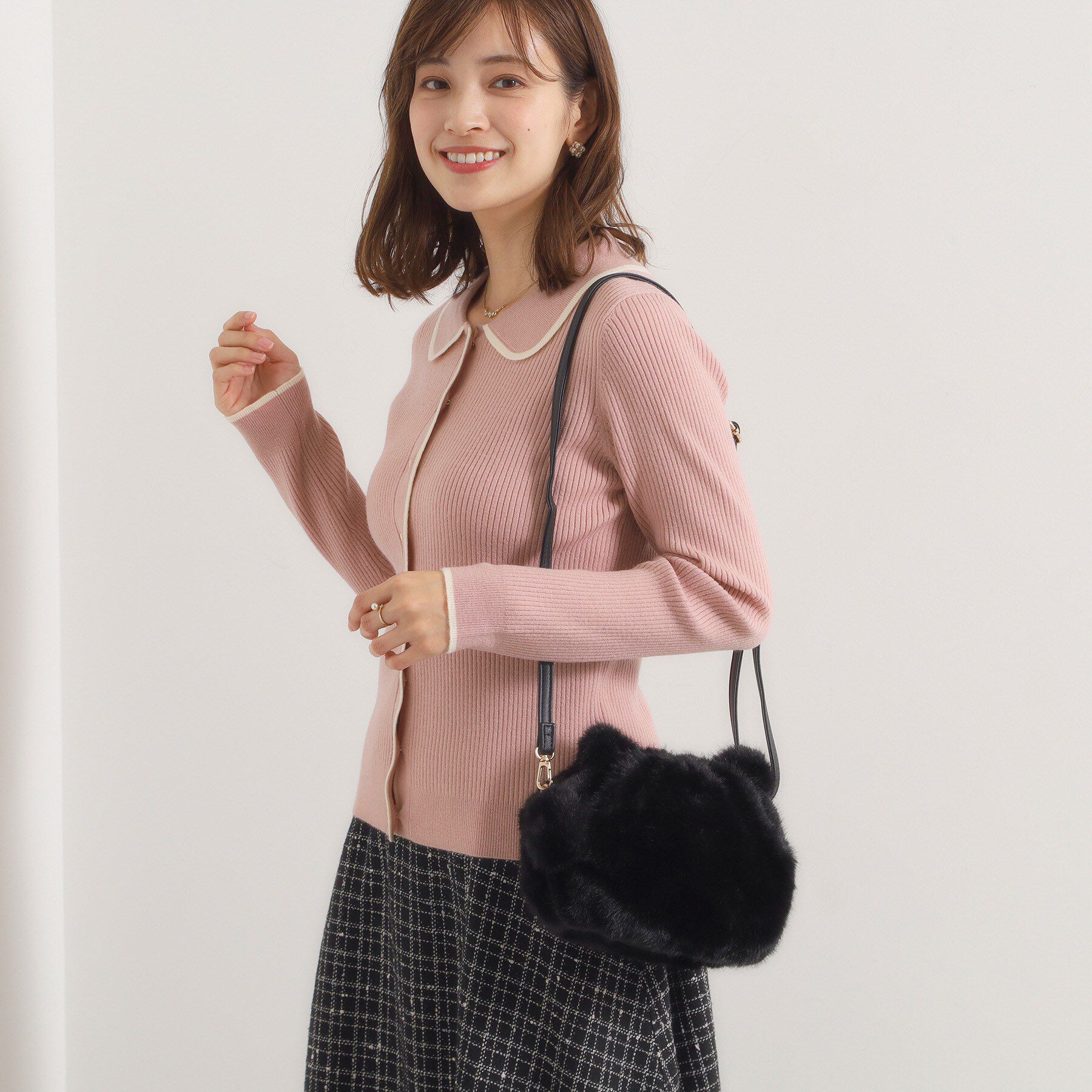 ITS&rsquo;DEMO「猫フェイクファーミニショルダー」|ショルダー・メッセンジャー|