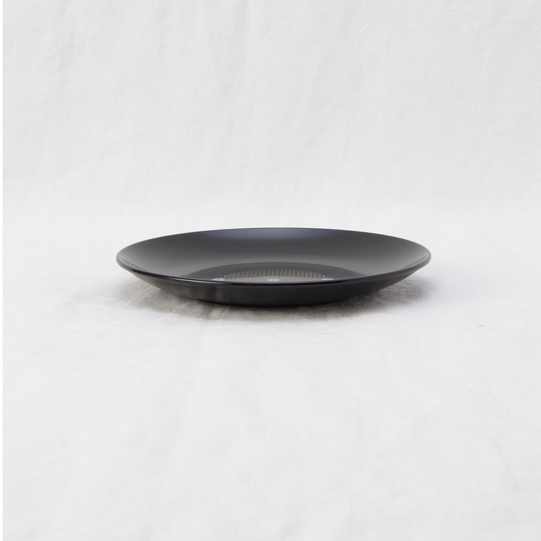 212 KITCHEN STORE「むすび 5.7寸 丸皿 黒」|食器・キッチングッズ|