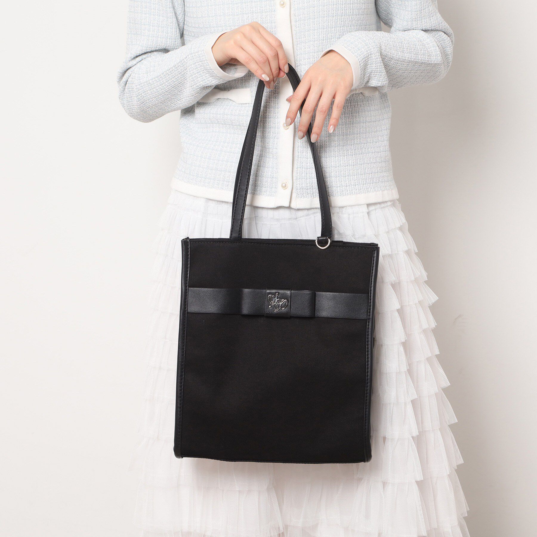 Ober Tashe「【新生活・新学期】フロントプレート使い縦型トート」|トートバッグ|ブラック(019)