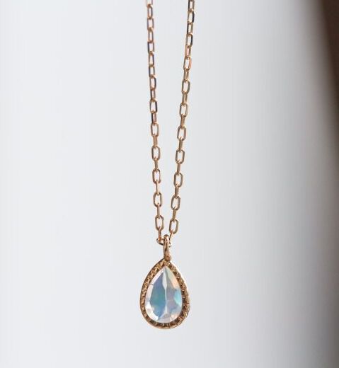  「オパール ペアシェイプ ネックレス | K10YG」|ネックレス|K10 イエローゴールド