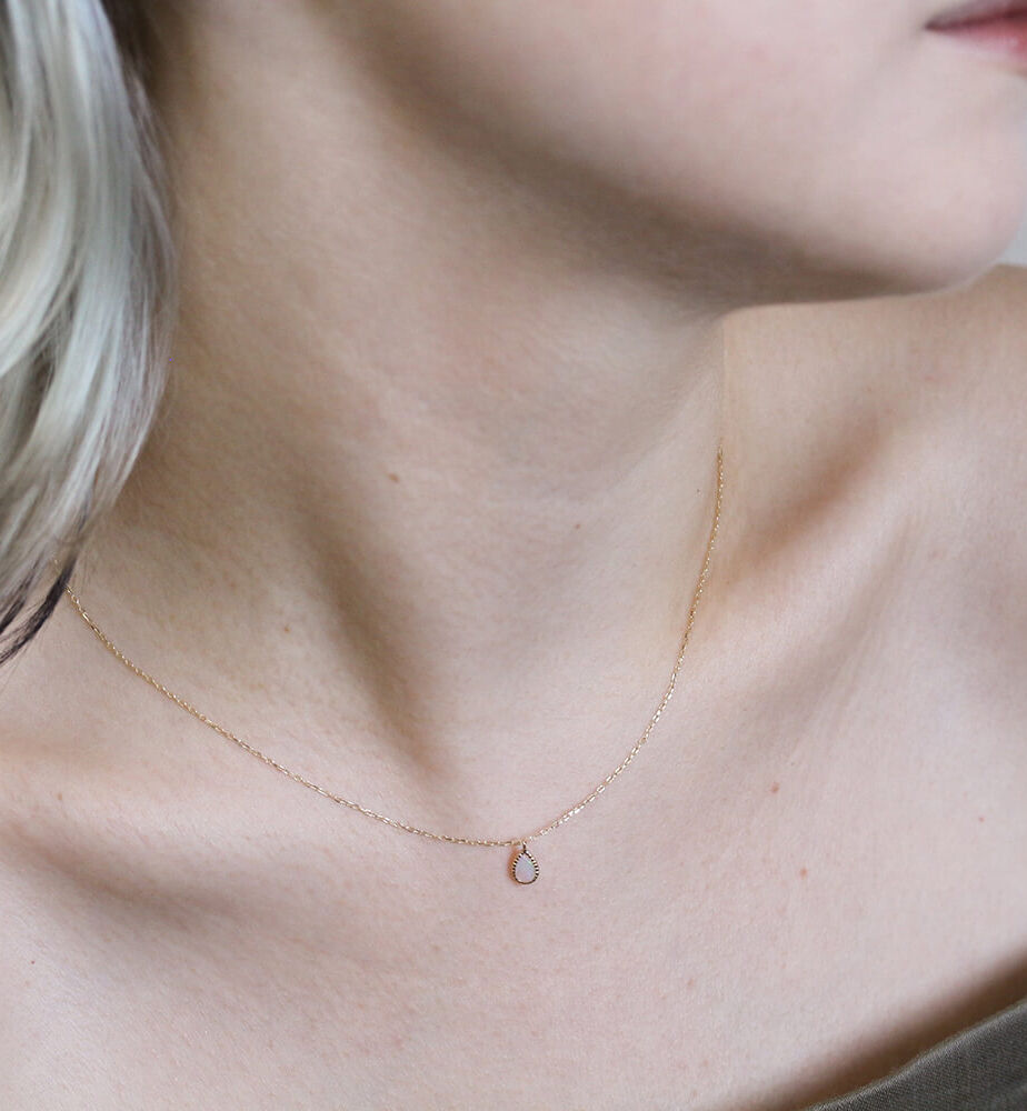  「オパール ペアシェイプ ネックレス | K10YG」|ネックレス|