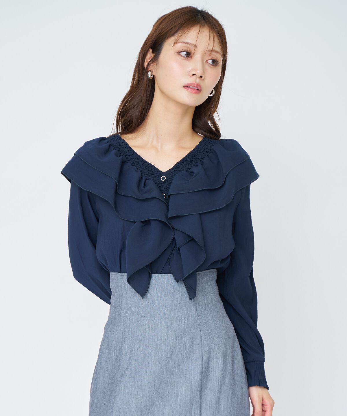 アンドクチュール「シャーリングフリルブラウス」|シャツ・ブラウス|