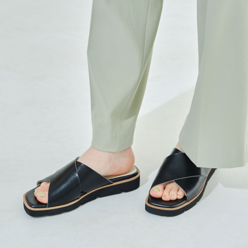 WA Oriental TRaffic「【アウトレット価格】クロスベルトコンフォートサンダル/22203」|サンダル|