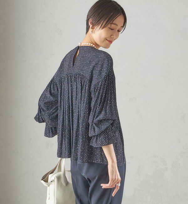 SHIPS for women「〈手洗い可能〉割繊 クルーネック ギャザー ブラウス」|シャツ・ブラウス|