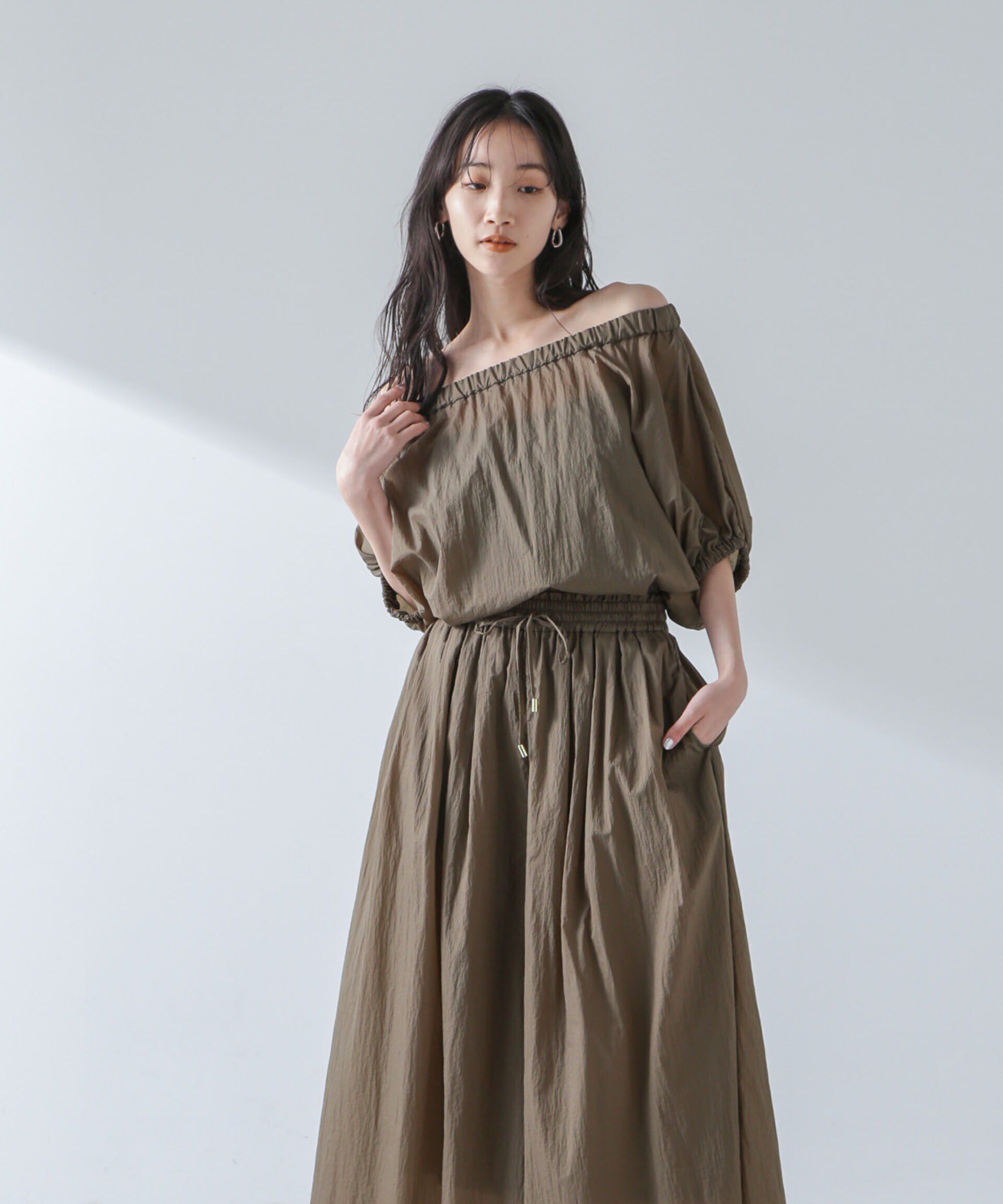 nano･universe「ナイロンタッサーオフショルダーブラウス(セットアップ可）」|シャツ・ブラウス|