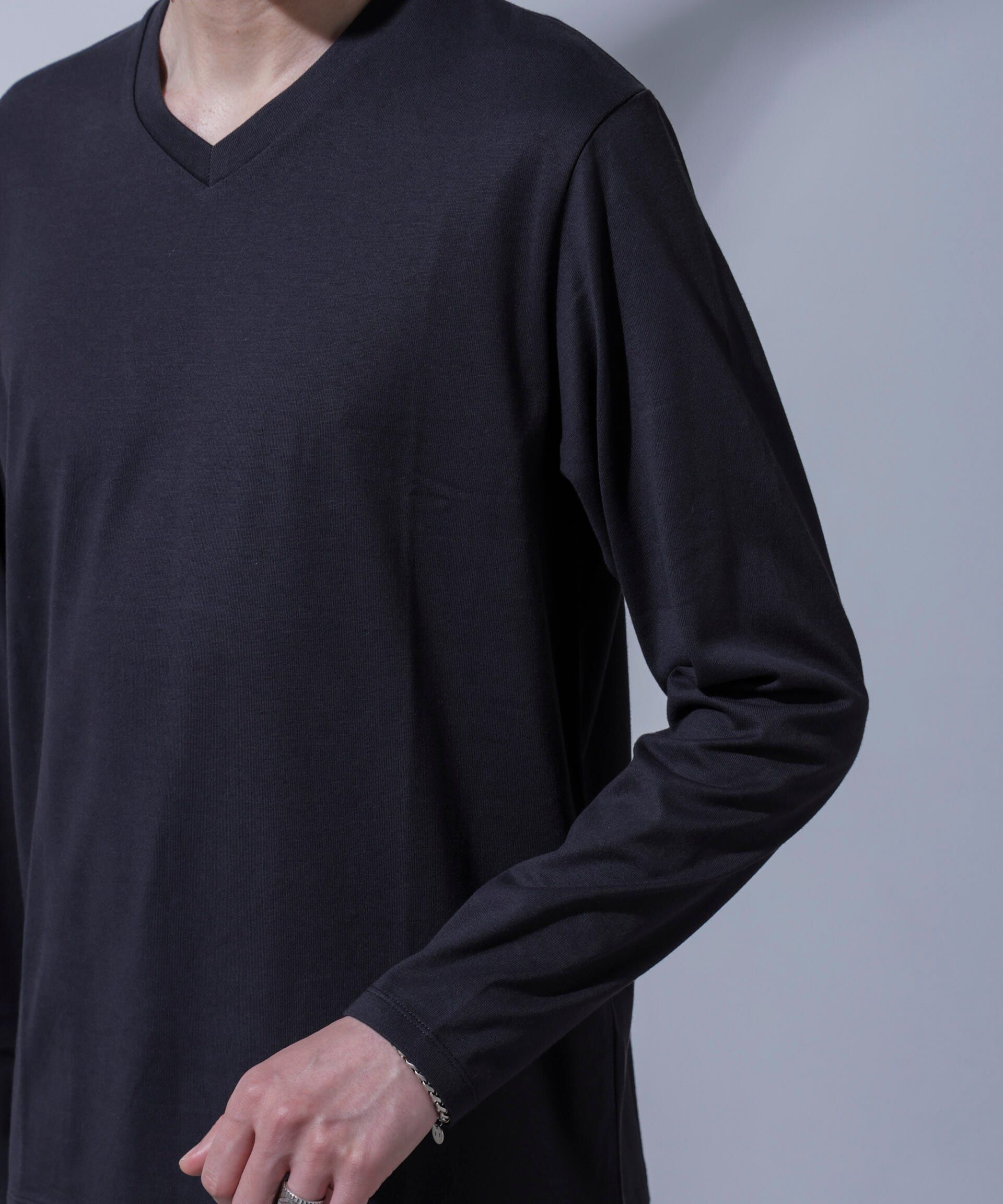 nano･universe「Anti Soaked(R)  汗染み防止 VネックTシャツ」|Tシャツ・カットソー|