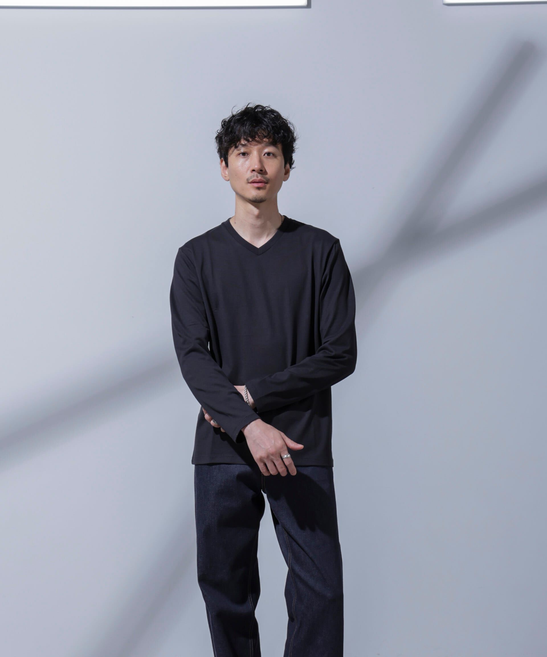 nano･universe「Anti Soaked(R)  汗染み防止 VネックTシャツ」|Tシャツ・カットソー|