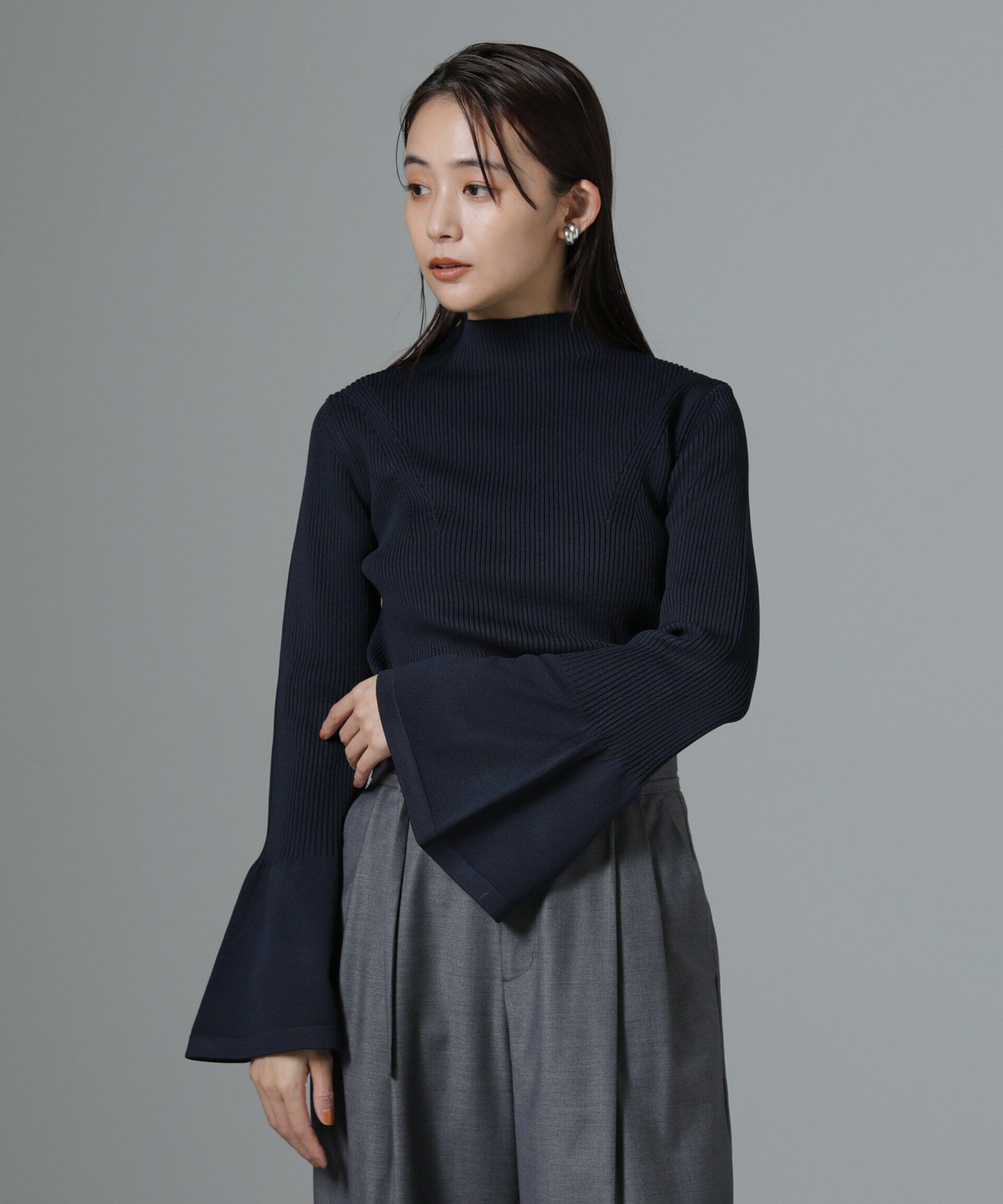 nano･universe「ハイネックベルスリーブリブニットプルオーバー」|ニット・セーター|