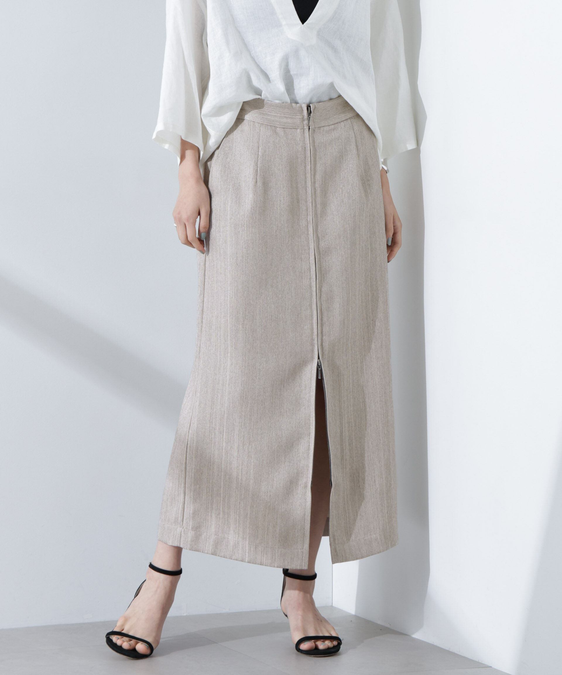 nano･universe「メタリックフロントZIPスリットタイトスカート」|スカート|