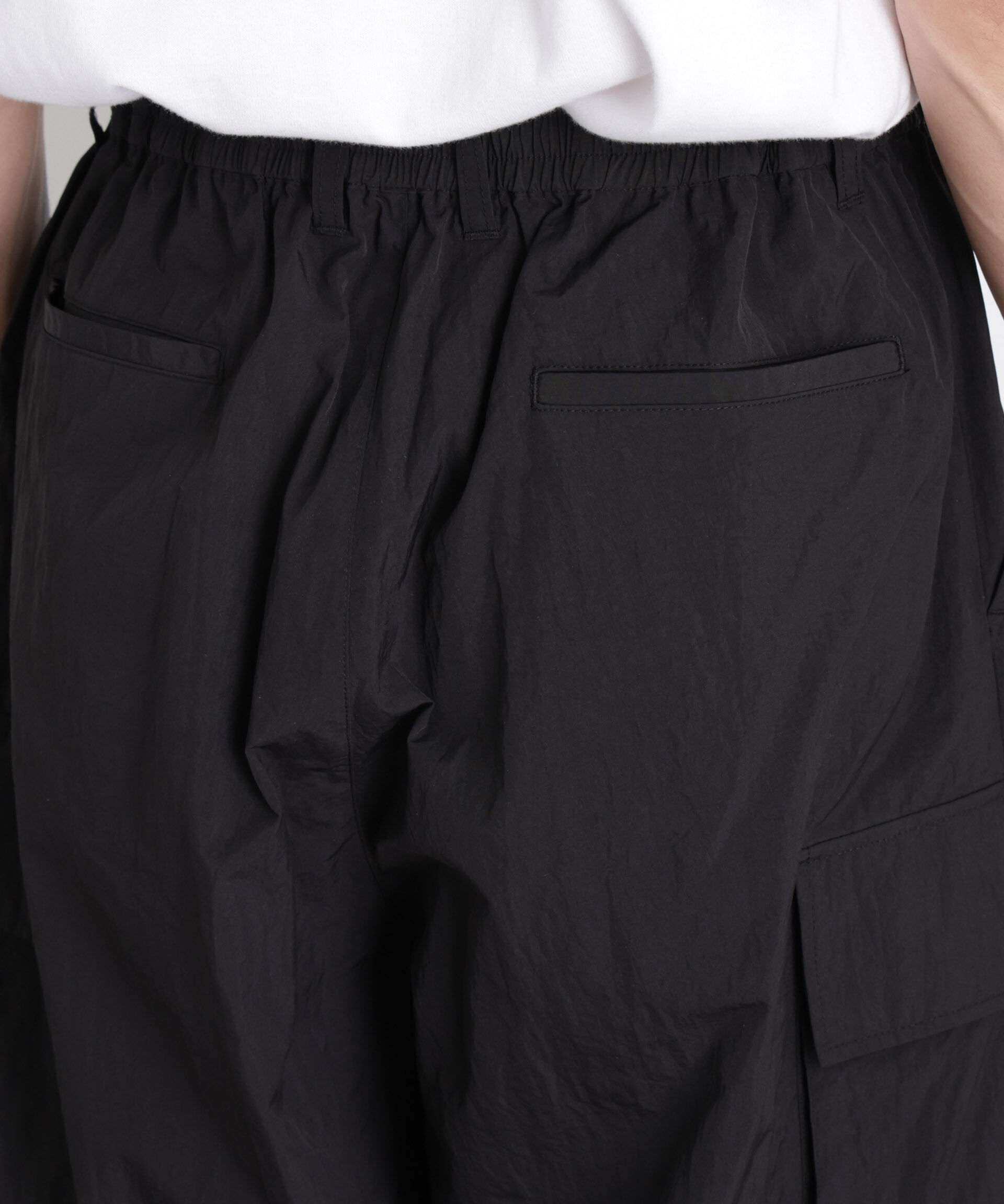 nano･universe「ナイロンリラックスカーゴパンツ」|チノ|