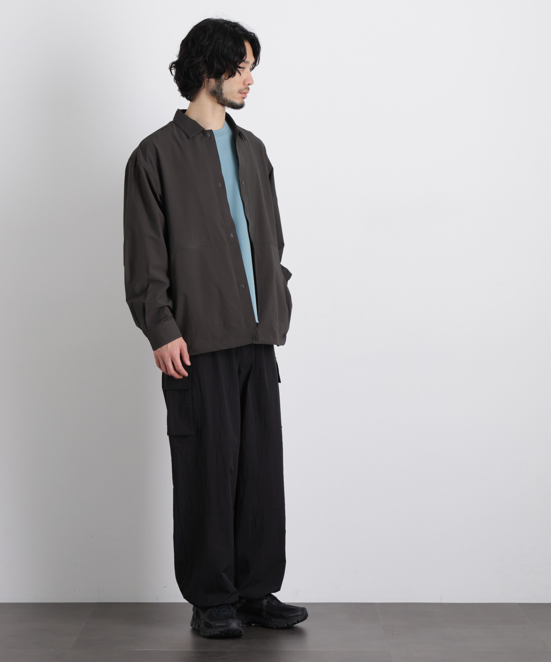 nano･universe「ナイロンリラックスカーゴパンツ」|チノ|