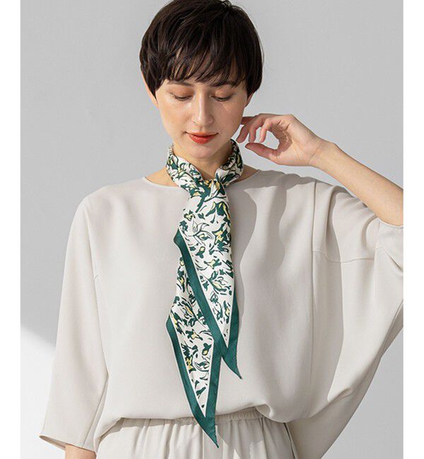 23区「ニュアンスフラワー プリント シルク スカーフ」|バンダナ・スカーフ|ﾀﾞｰｸｸﾞ