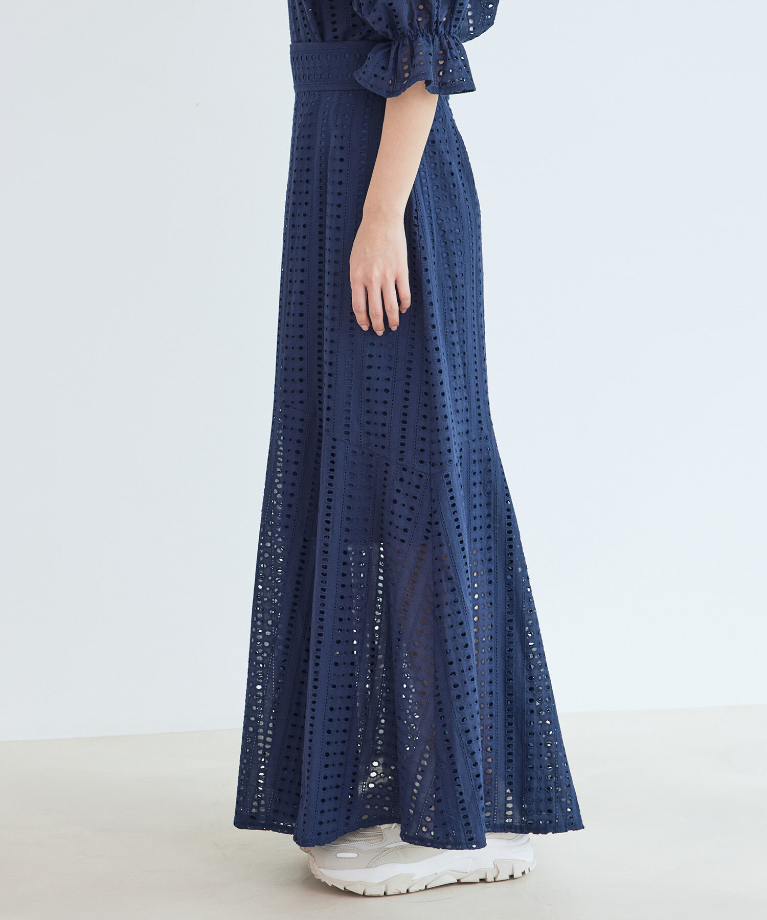 vis-a-vis「【WEB限定】エンブロイダリーレーススリットマーメイドスカート【セットアップ対応】【ワンピースみせ】」|スカート|