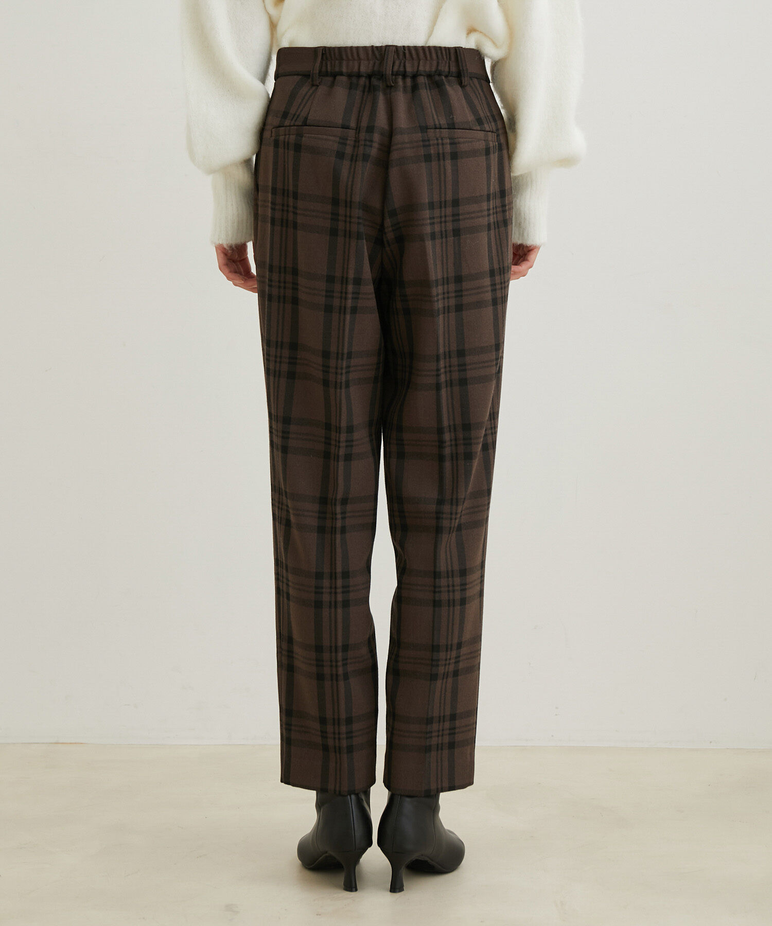 VIS「【HOT BEAUTY STRETCH】【洗える】ワンタックテーパードパンツ【sustainable】」|チノ|