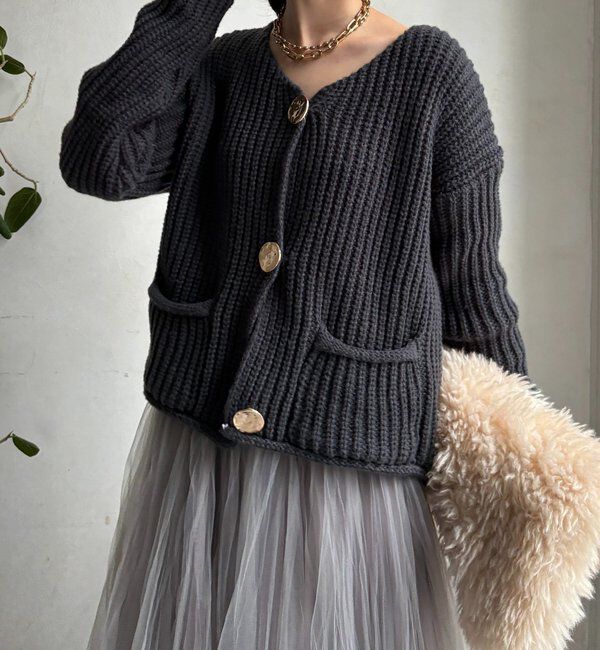  「メタルビッグボタンローゲージカーディガン」|カーディガン|