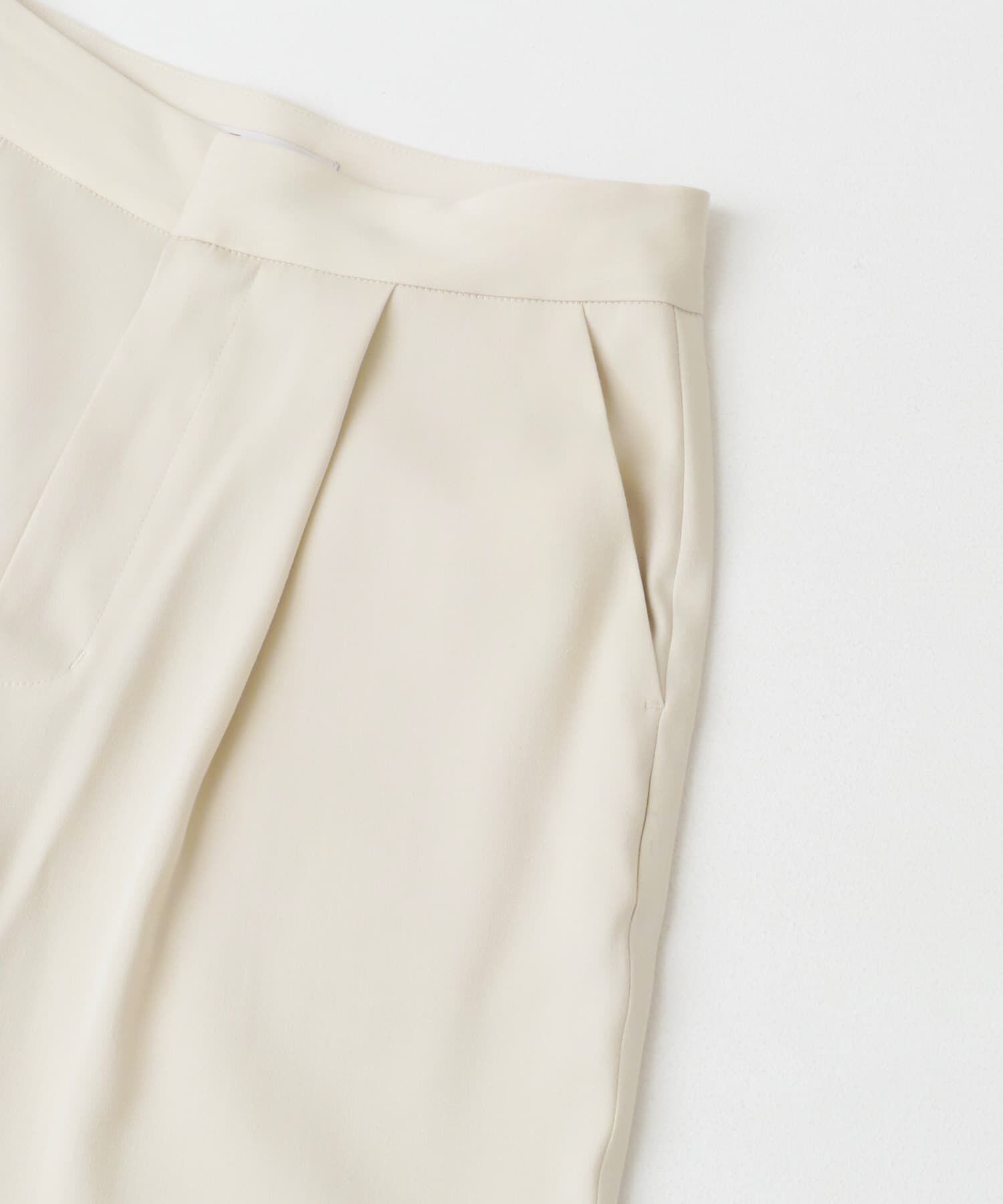 URBAN RESEARCH ROSSO「F by ROSSO　サテンストレッチカーブフォルムパンツ」|その他|