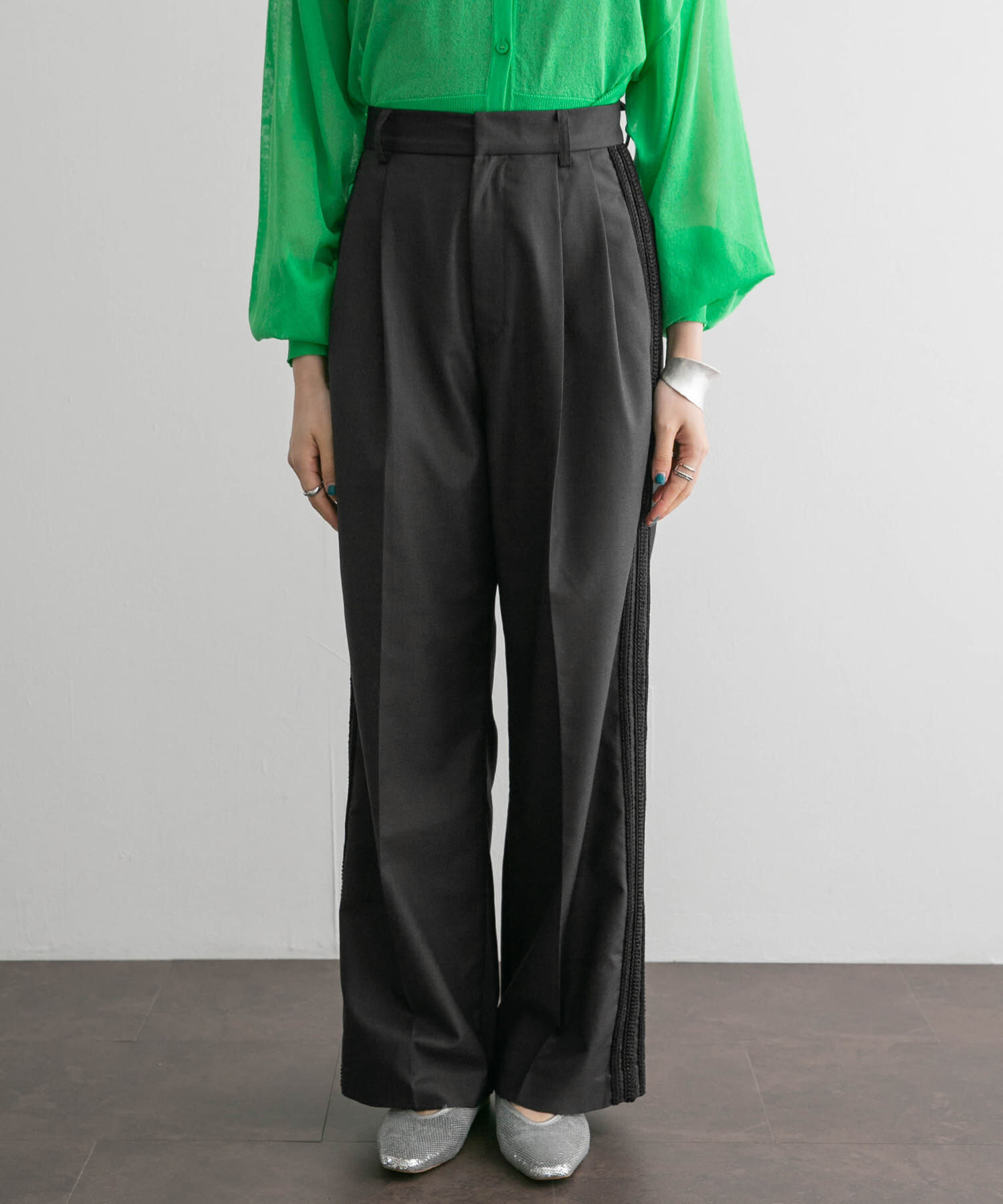  「『2サイズ展開』ブレードラインタックパンツ」|その他|