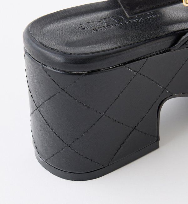  「ビジュースタッズ付きキルティングサンダル」|その他|