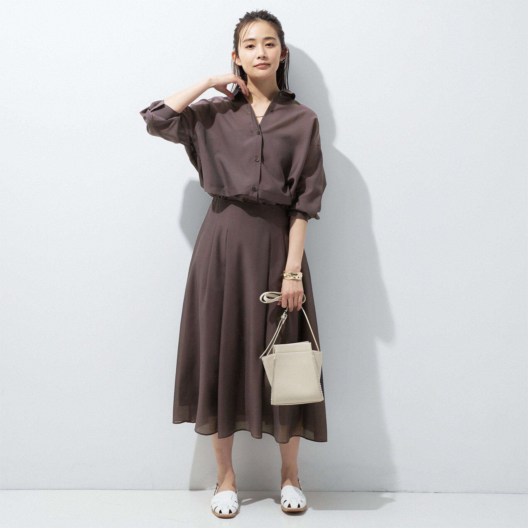 INDIVI「【洗える／2WAY】ドロスト付 シアーシャンブレーシャツ」|シャツ・ブラウス|