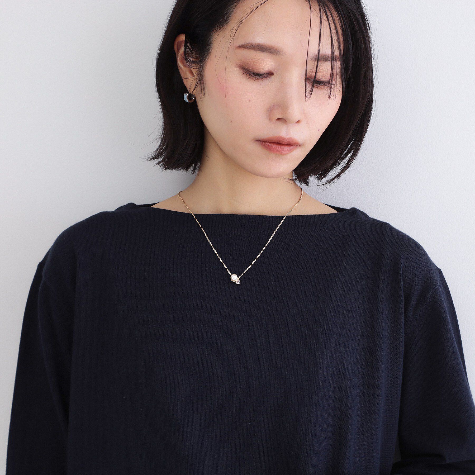 OPAQUE.CLIP「フェイクパール&times;ミニビジューショートネックレス」|ネックレス|