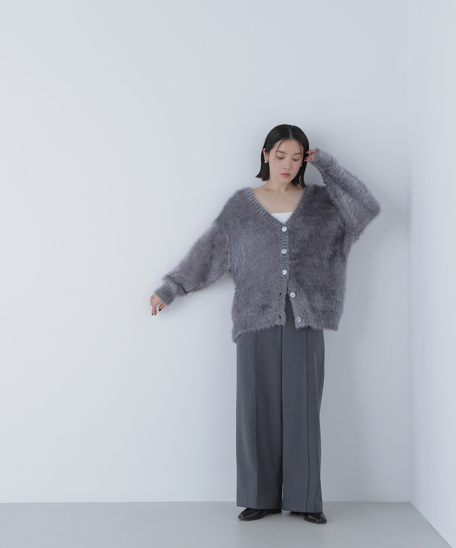  「ヘアリーラメニットシリーズ Vネックカーディガン」|ニット・セーター|