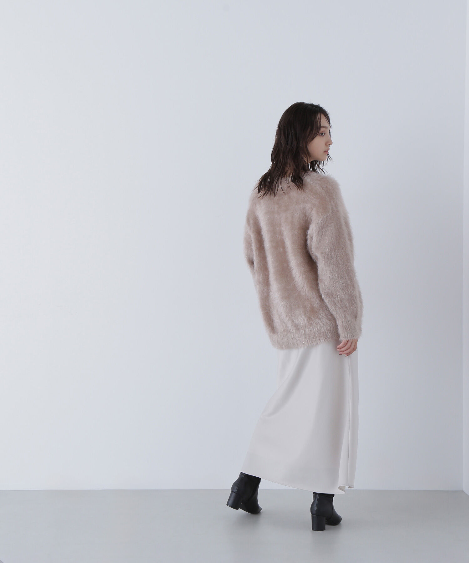  「ヘアリーラメニットシリーズ Vネックカーディガン」|ニット・セーター|