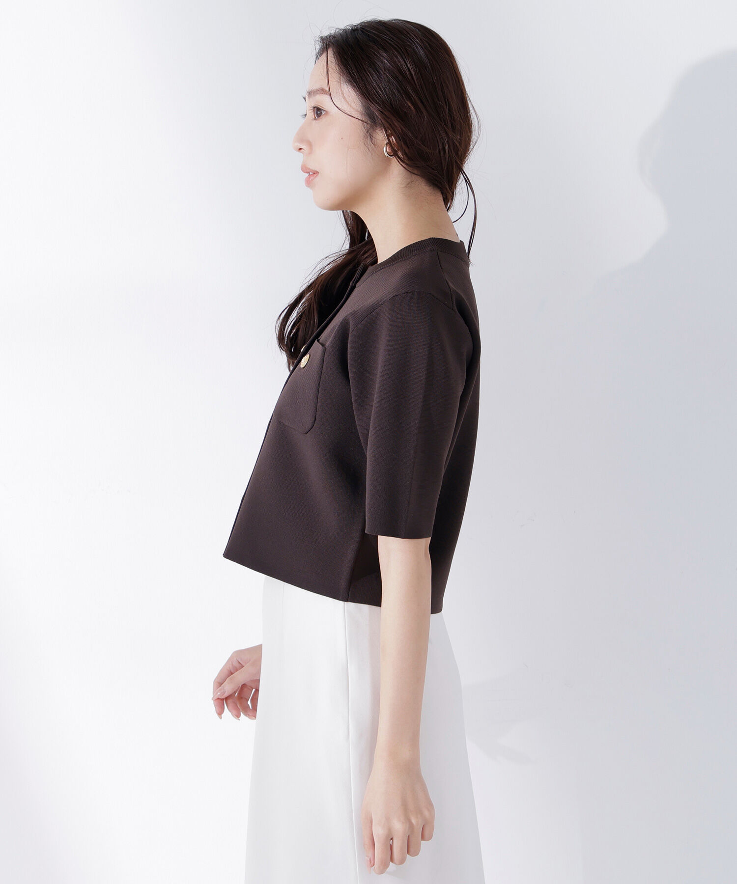  「エンブレムボタンニットジャケット半袖」|ニット・セーター|